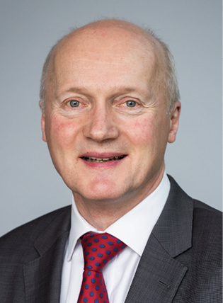 Portrait photo of Dr Scott Steedman.
