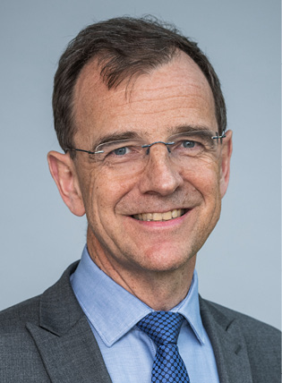 Portrait photo of Mr Vincent Laflèche.