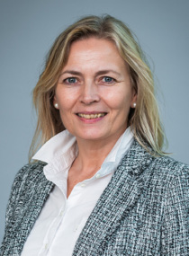 Portrait photo of Mrs Kristin Helen Lind.